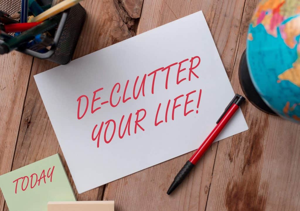 De-Clutter Your Life